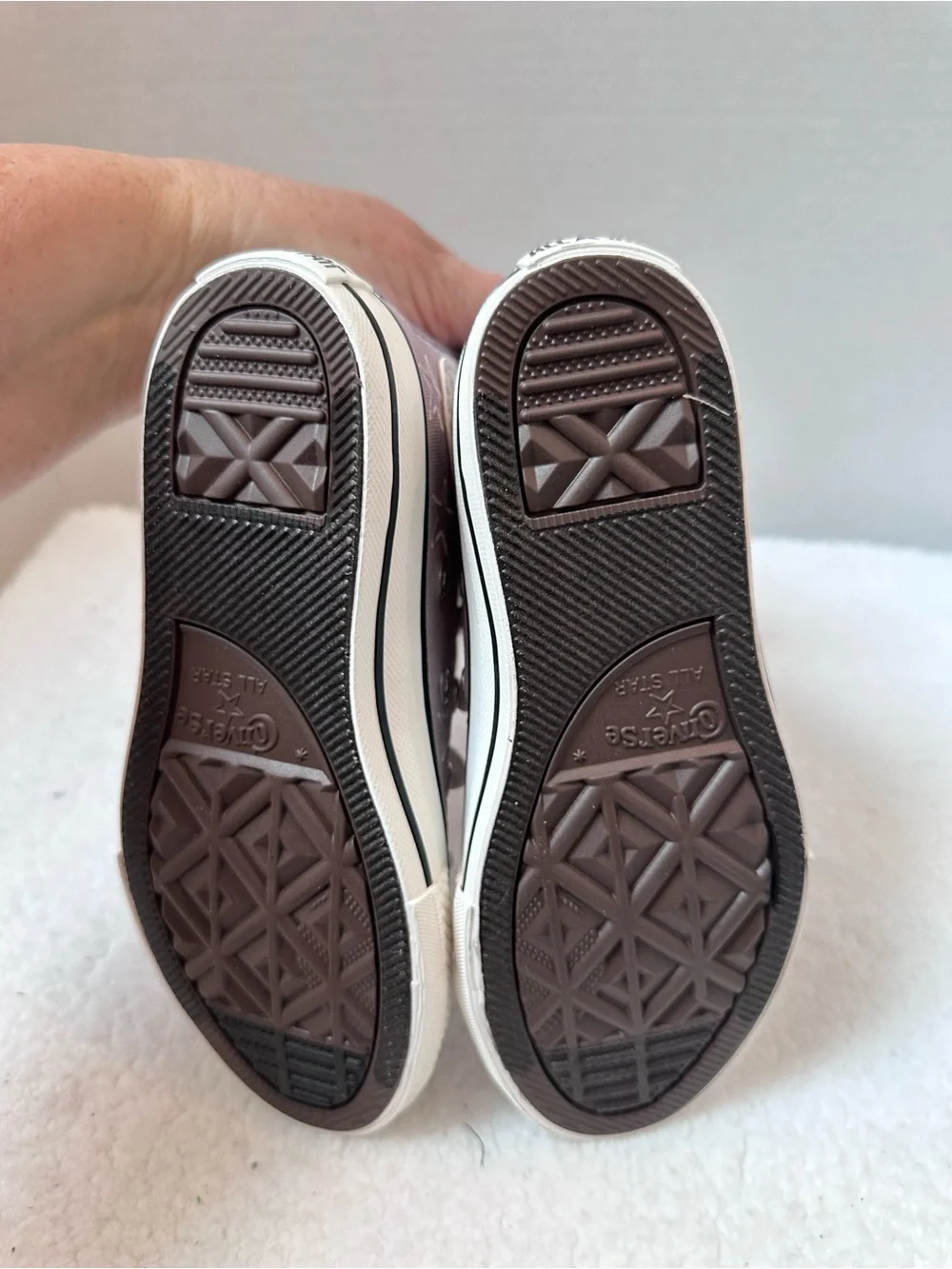 Girl’s Converse Purple High Top Sneakers with White Stars